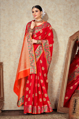 Rich Looked Soft Silk Saree With Beautiful Pallu
