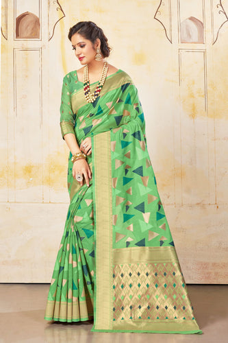 Classy Semi Silk Saree With Nice Border Pallu