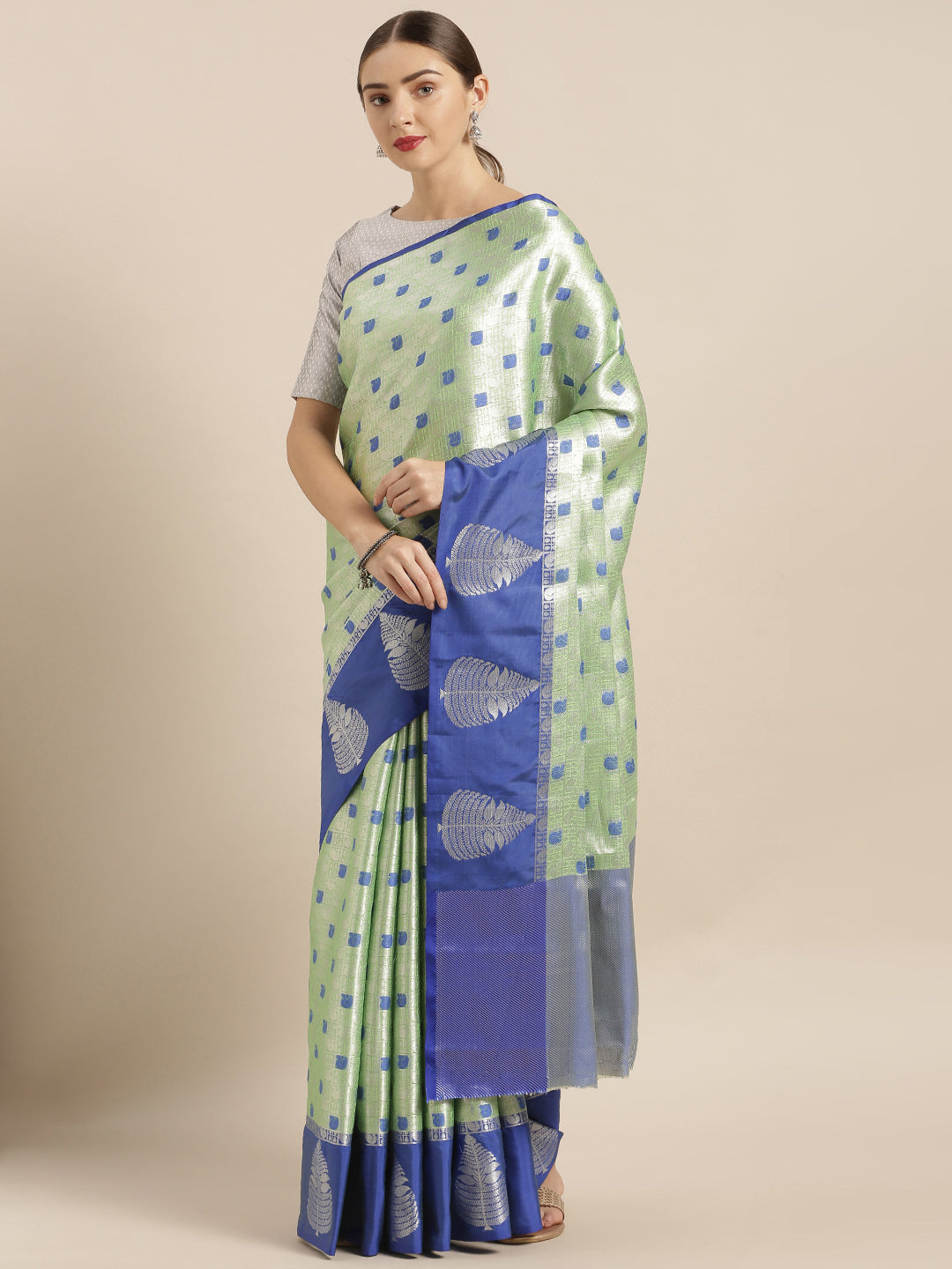 Charvi Attractive Kora Muslin Silk Women's Sarees