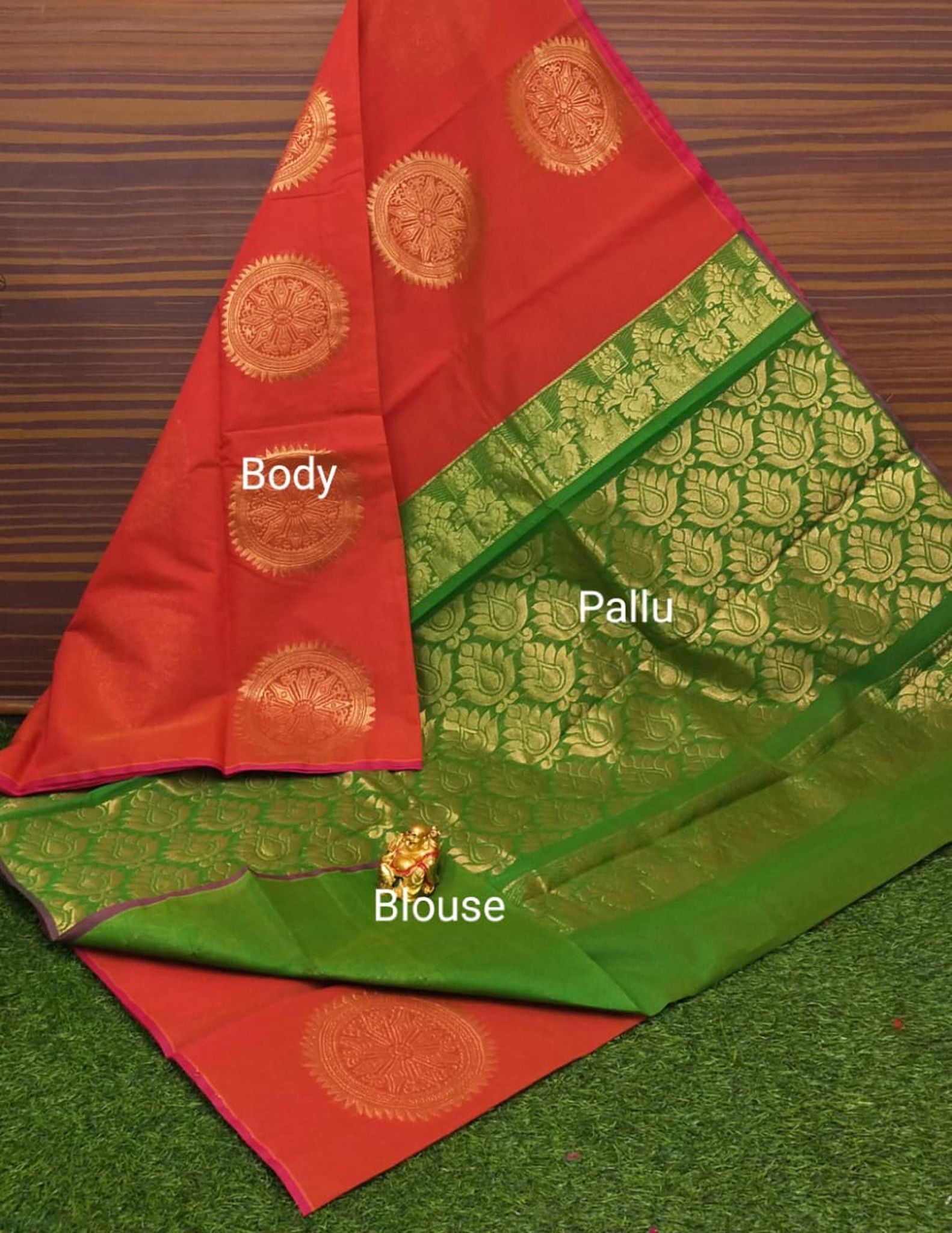 Border Less Kuppadam Silk Cotton Saree