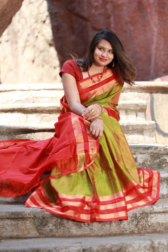 Uppada Pure Silk Handwoven Silk Saree
