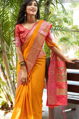 Designer Mild Colored Soft Silk Saree With Elegant Border