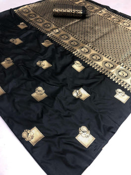 Charming Begni Colored Soft Silk Saree With Buttas