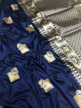 Charming Begni Colored Soft Silk Saree With Buttas