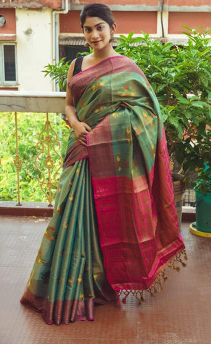 Ravishing Crystal Silk Saree