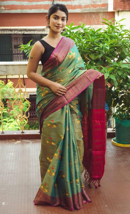Ravishing Crystal Silk Saree