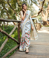 Load image into Gallery viewer, Admirable Gold Touched Jacquard Digital Print Saree