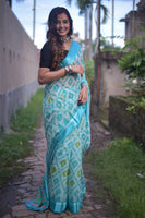 Load image into Gallery viewer, Smashing  Light Colored Linen Silk Saree