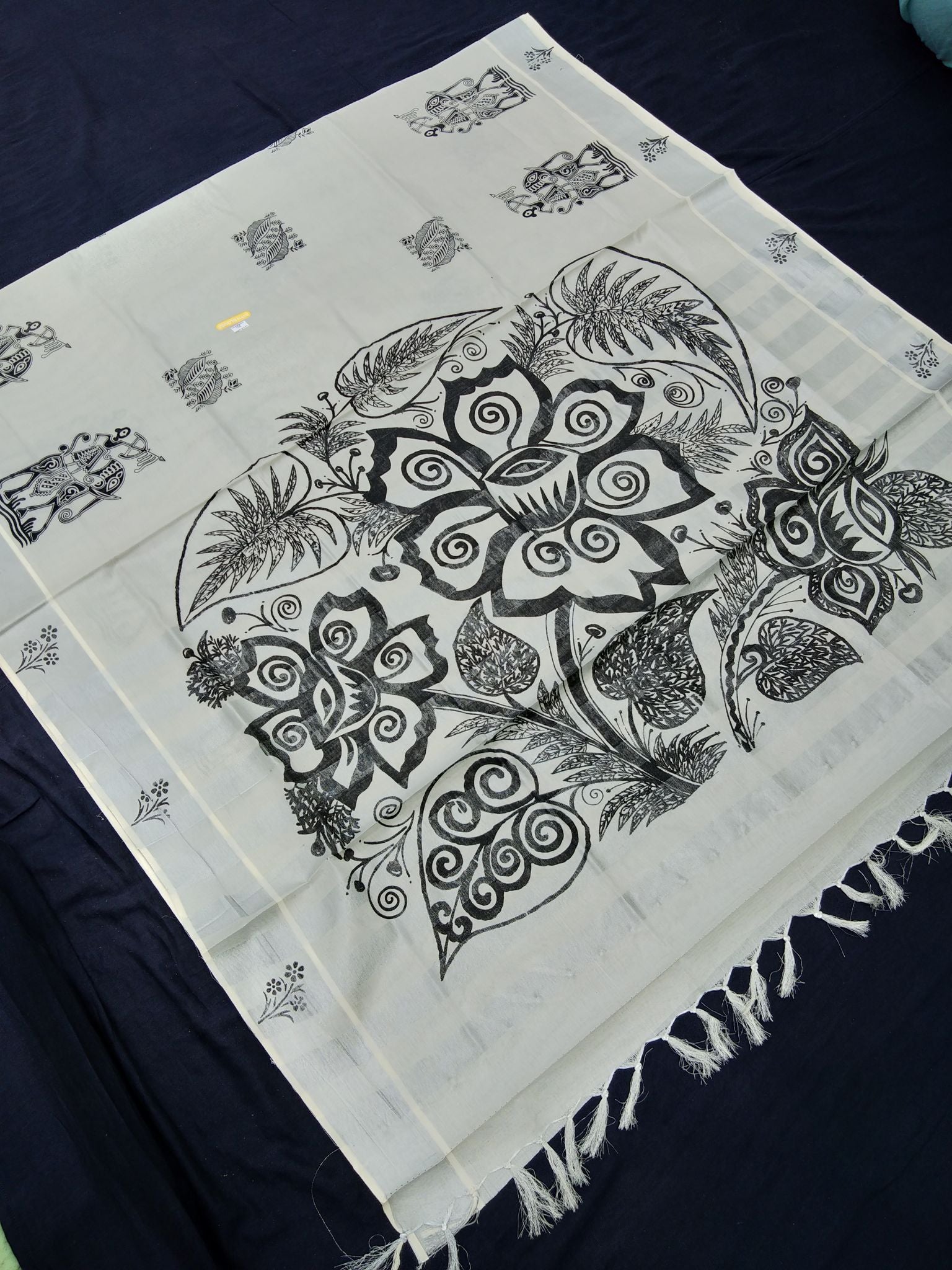 Printed Kerala Cotton Tissue (Silver Zari )