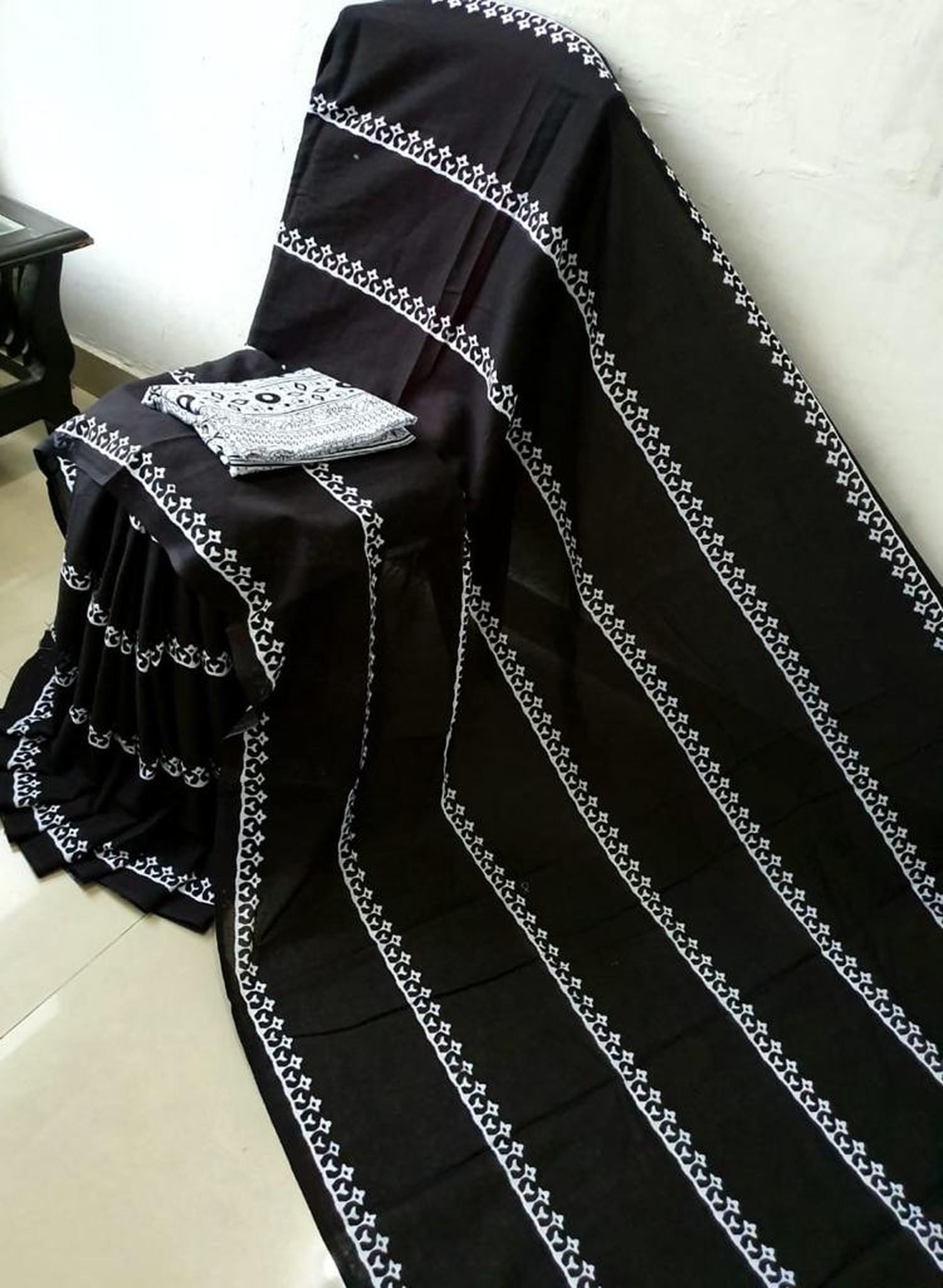 Mul Mul Cotton Saree With Beautiful Prints