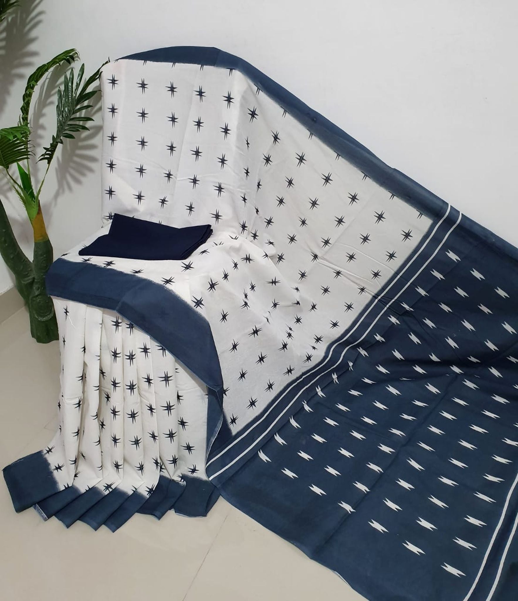 Mul Mul Cotton Saree With Beautiful Prints