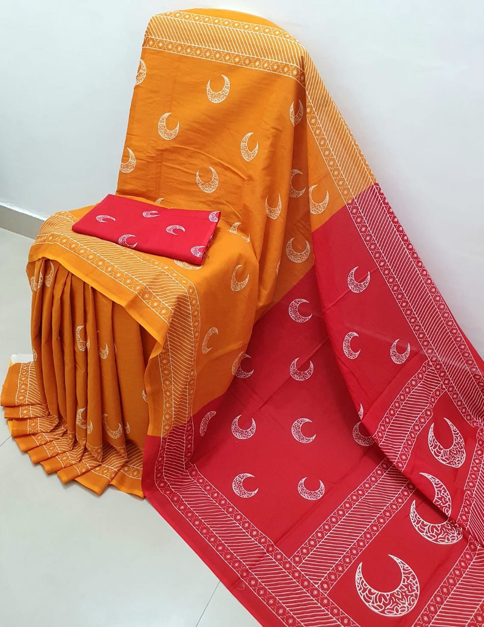 Mul Mul Cotton Saree With Beautiful Prints