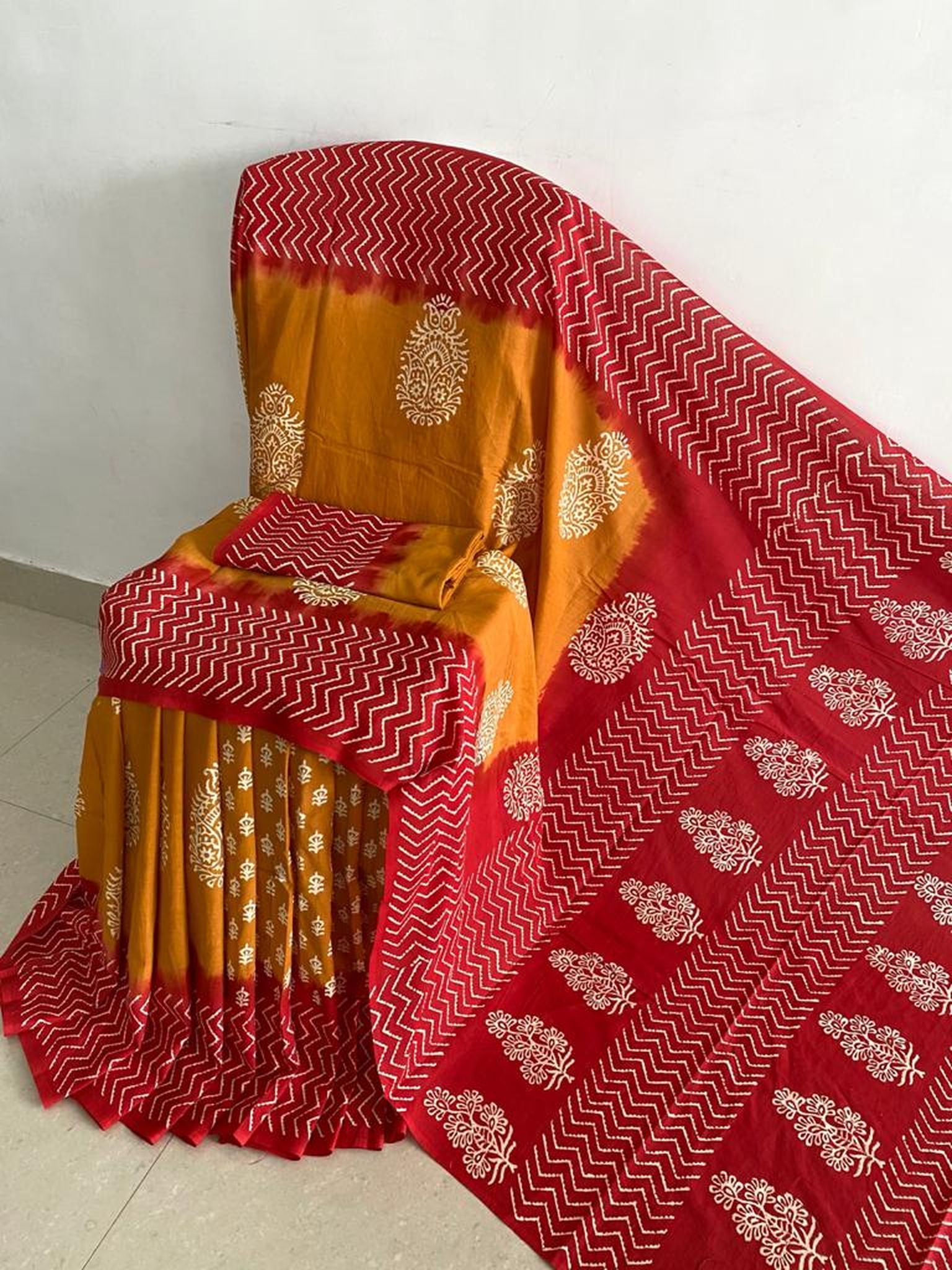 Mul Mul Cotton Saree With Beautiful Prints
