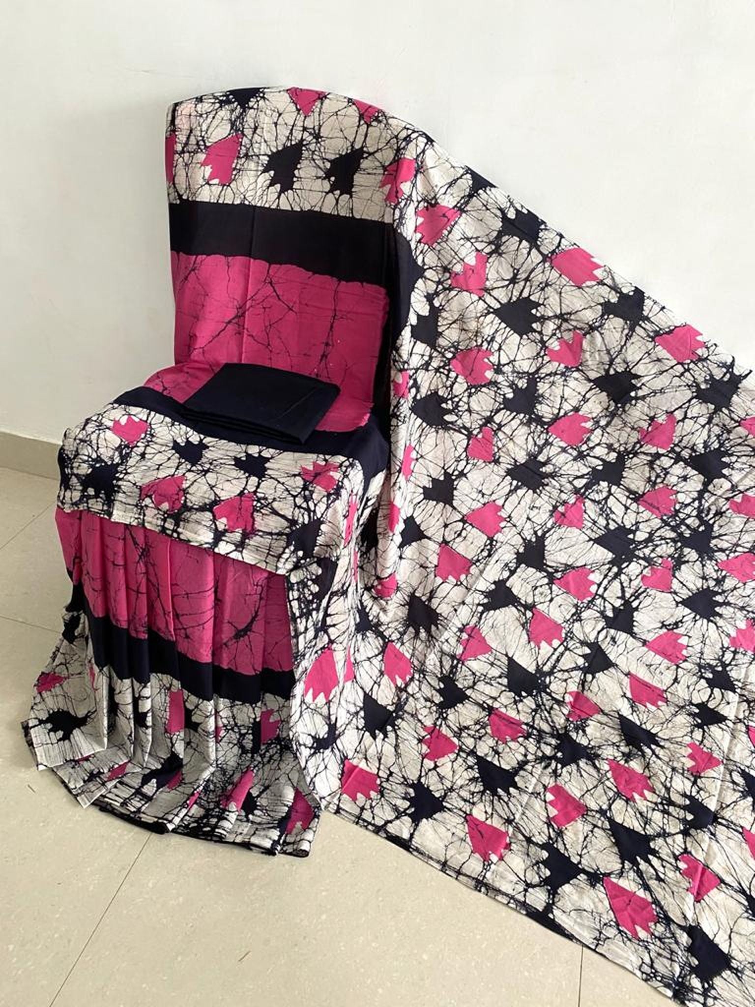 Mul Mul Cotton Saree With Beautiful Prints