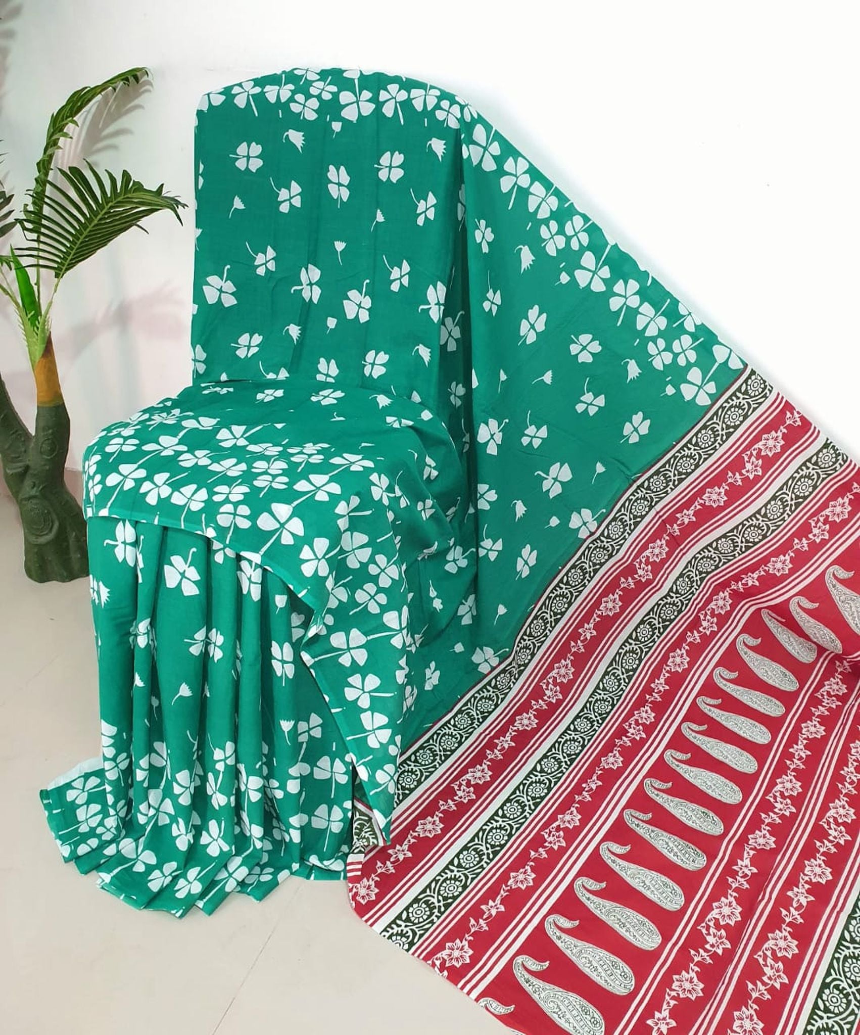 Mul Mul Cotton Saree With Beautiful Prints