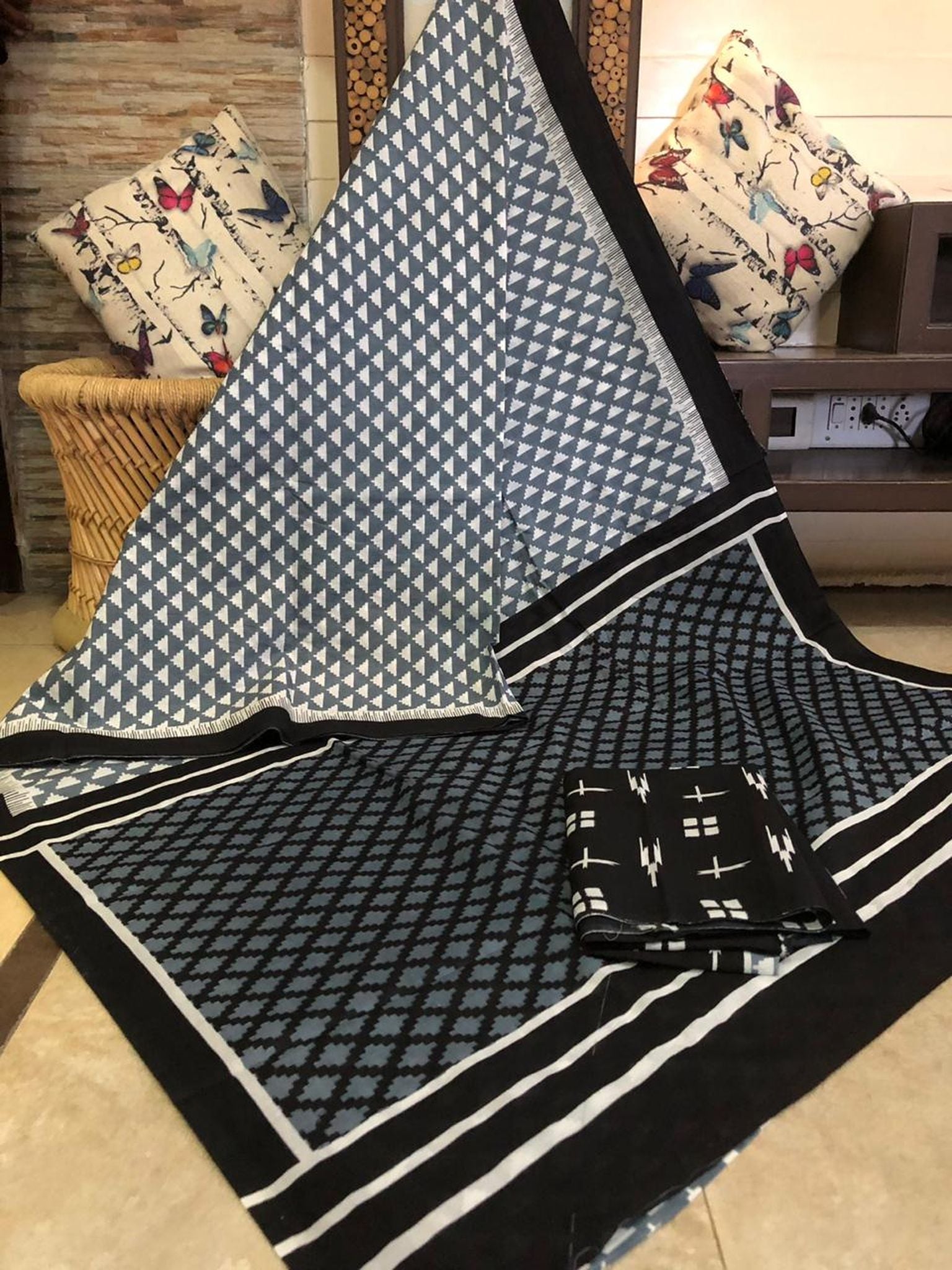 Mul Mul Cotton Saree With Beautiful Prints