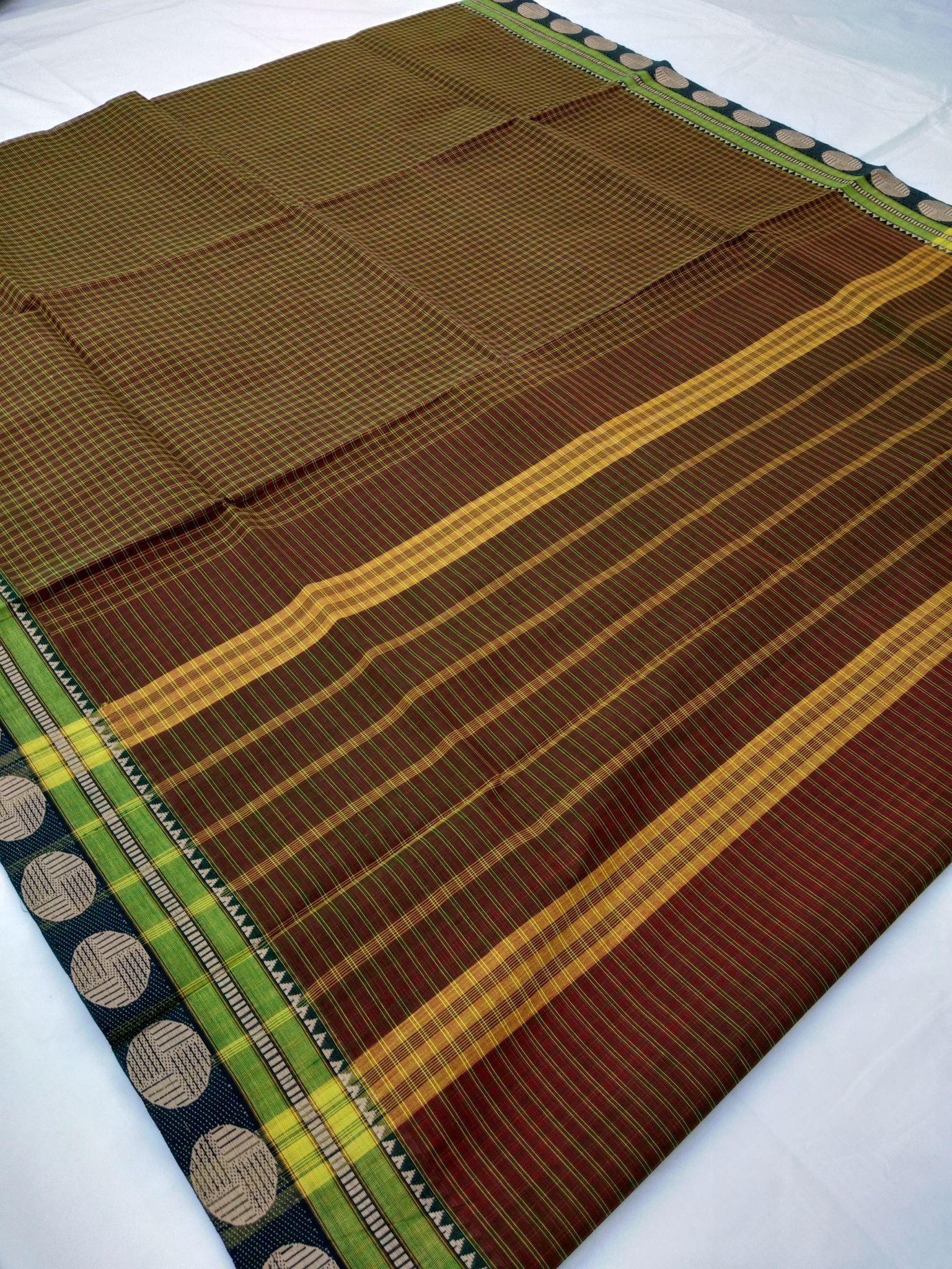 Trendy Chettinadu Cotton Sarees With Checks