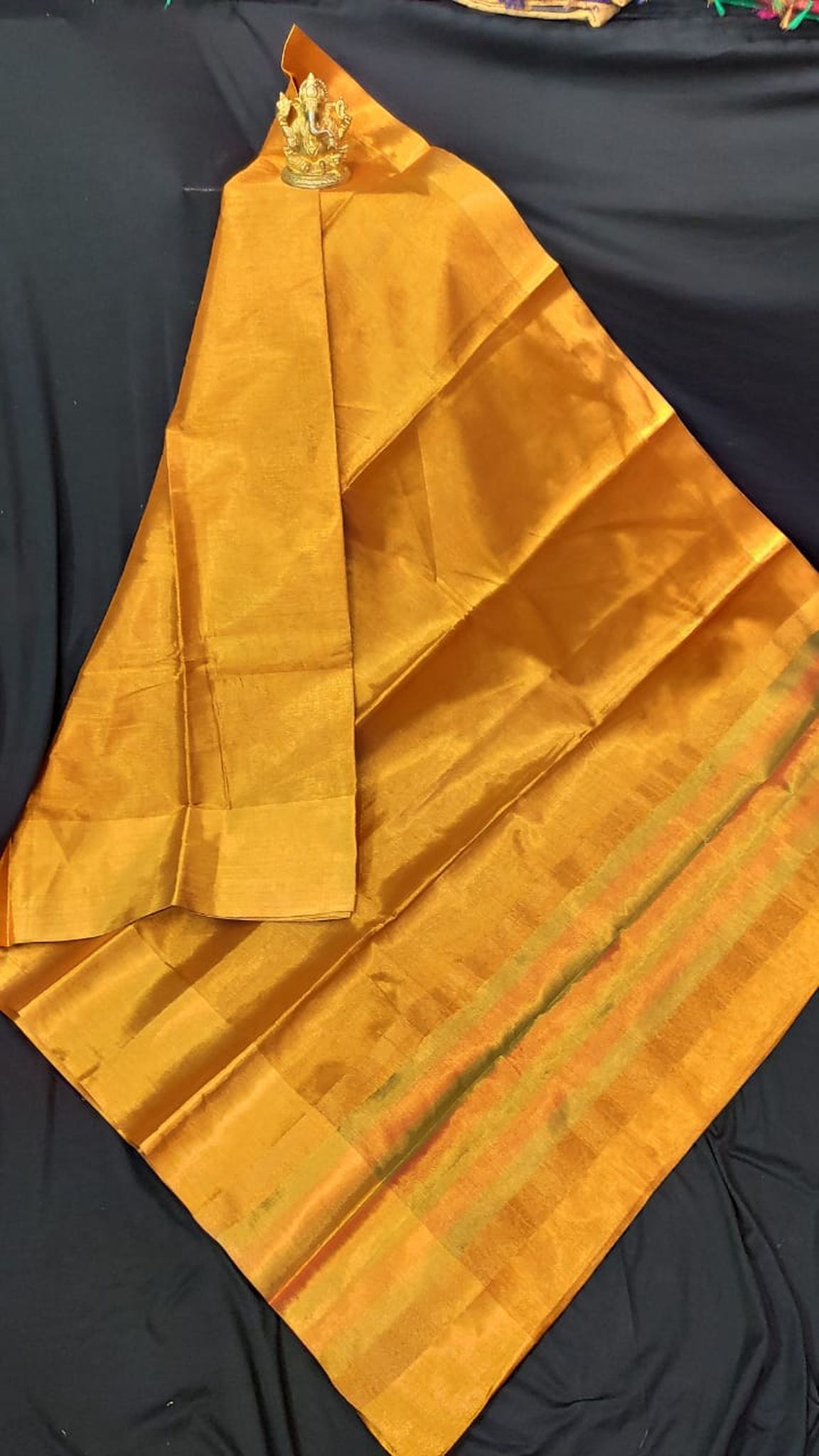 Uppada Pure Cotton Tissue Plain Saree